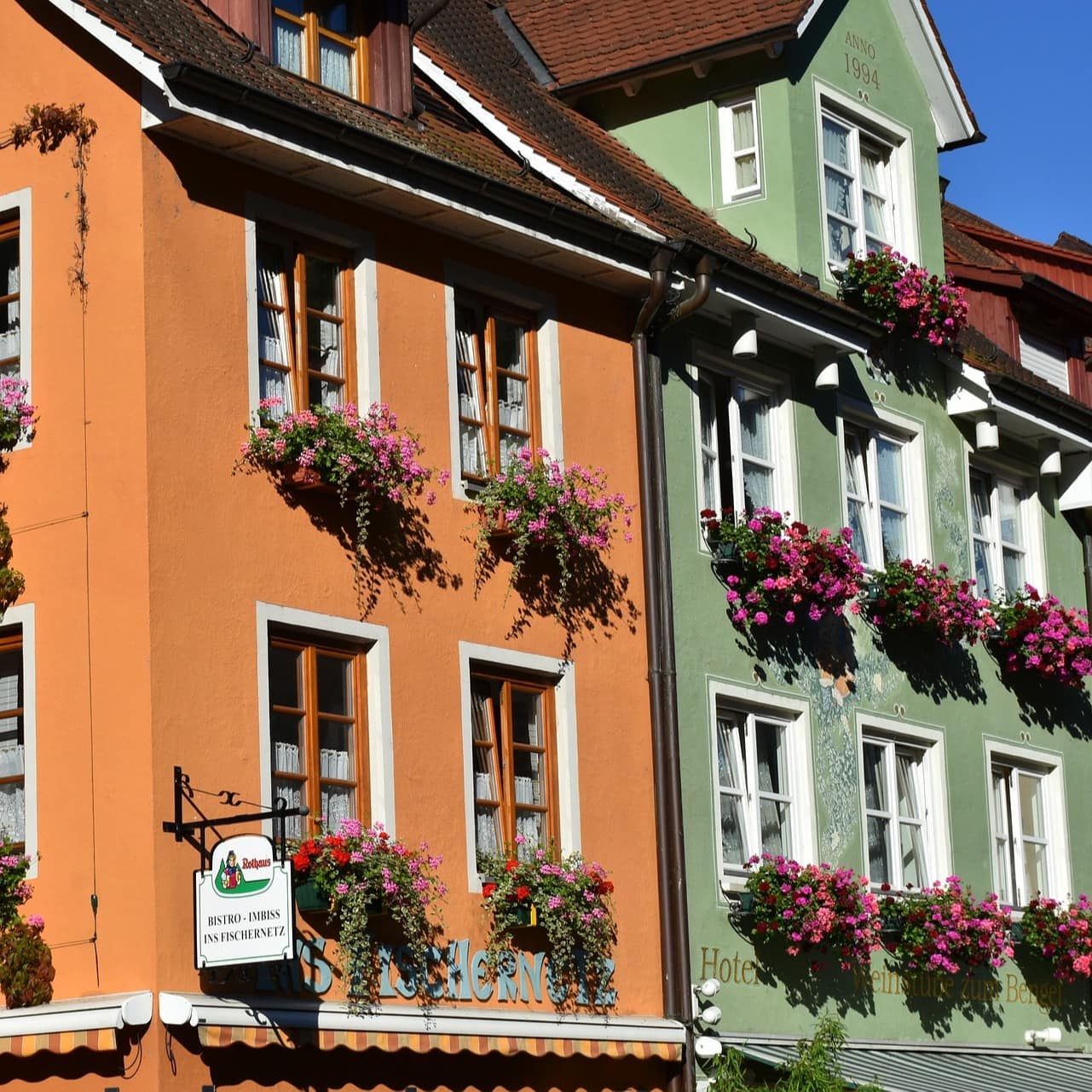 Bunte Häuser in der Stadt Meersburg am Bodensee