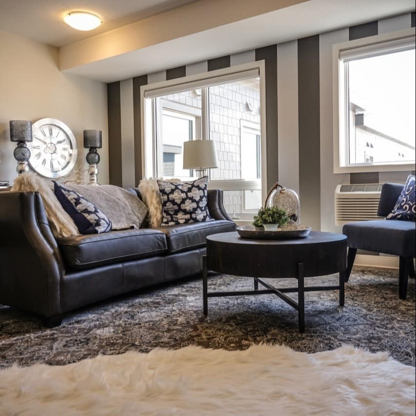 Wohnzimmer einer luxuriös ausgestatteten Ferienwohnung in Sellin