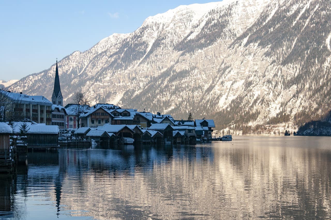 Gemütliche Ferienwohnung in Österreichs Ski- und Wandergebieten