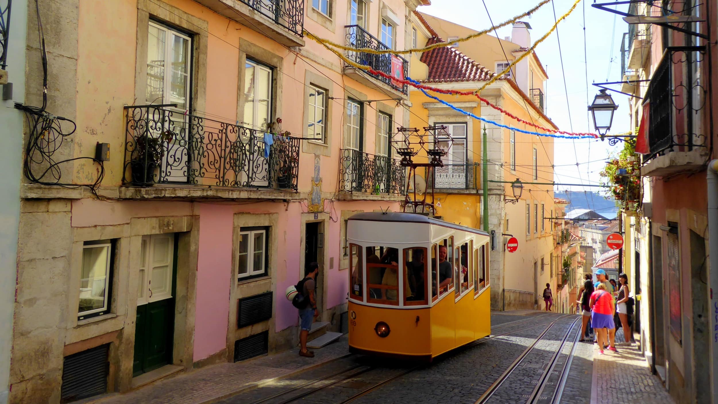 Urlaubsgäste übernachten gern in Ferienwohnungen in Lissabon