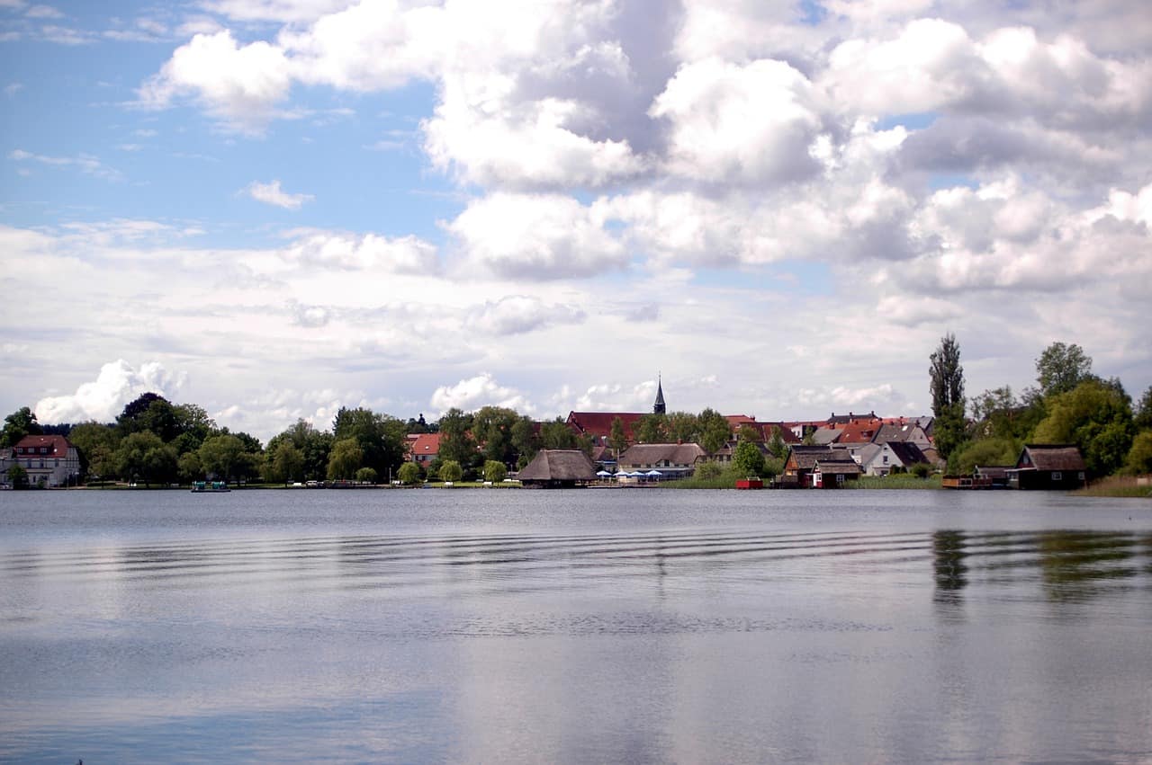 Mit Seeblick – die schönsten Ferienwohnungen an der Müritz