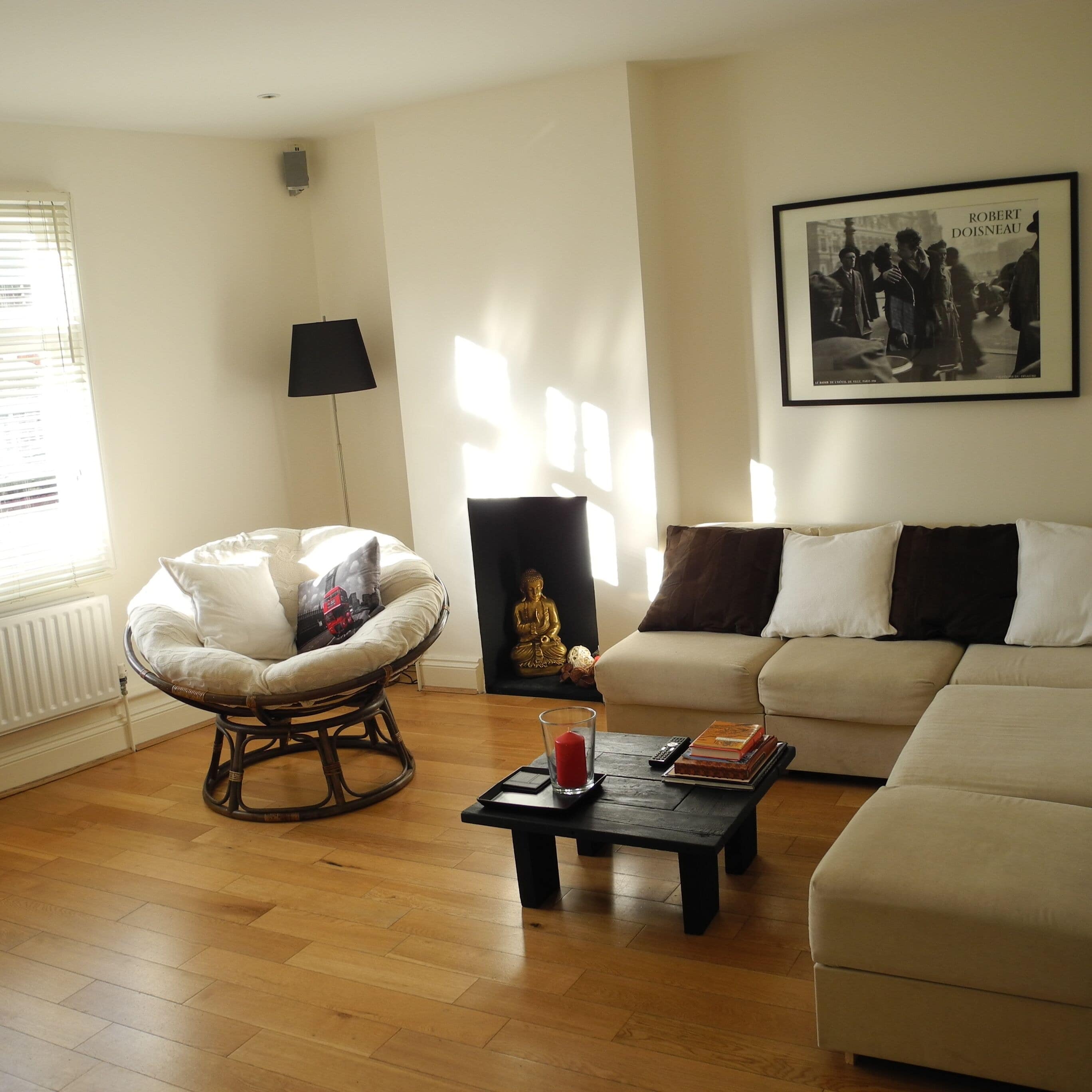 Wohnzimmer einer günstigen Ferienwohnung in London
