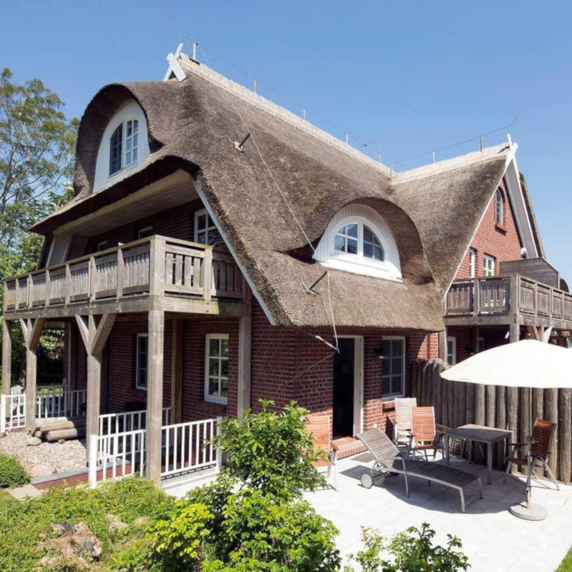 Hundefreundliche Ferienwohnung in Ahrenshoop mit Sonnenterrasse