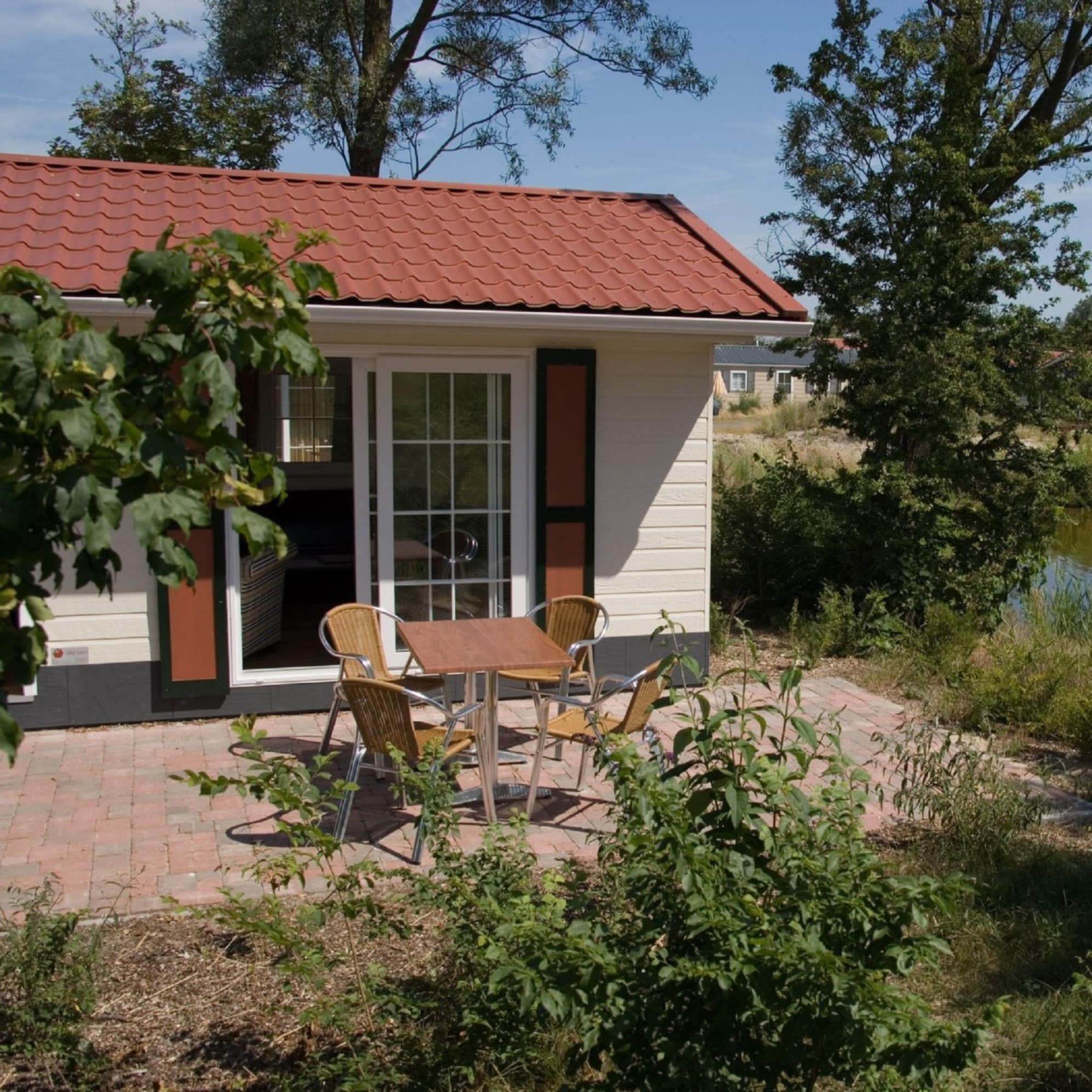 Chalet mit Terrasse und Privatsphäre im Ferienpark de Krim