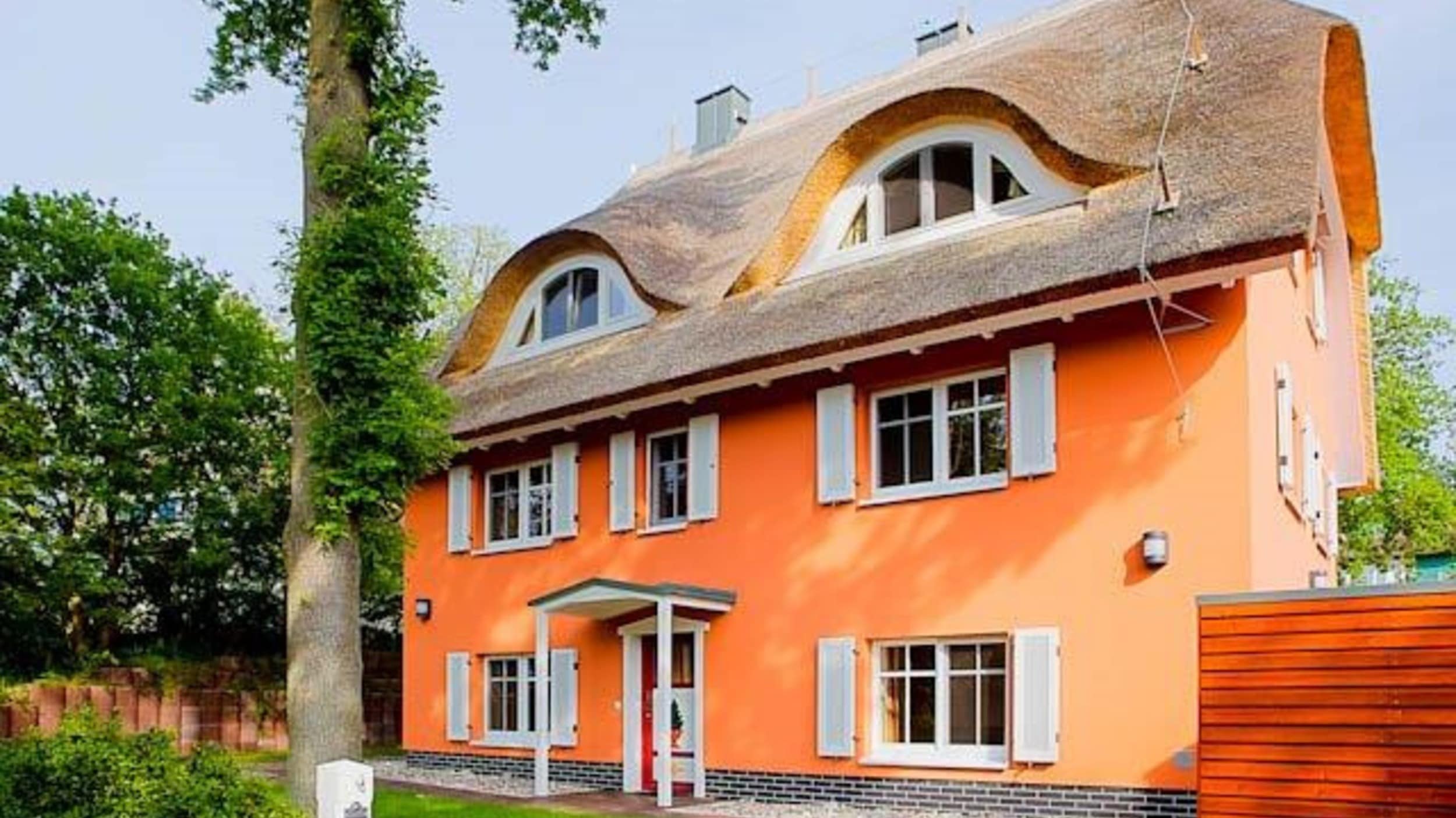 Erholung und Kunst in einer Ferienwohnung in Ahrenshoop