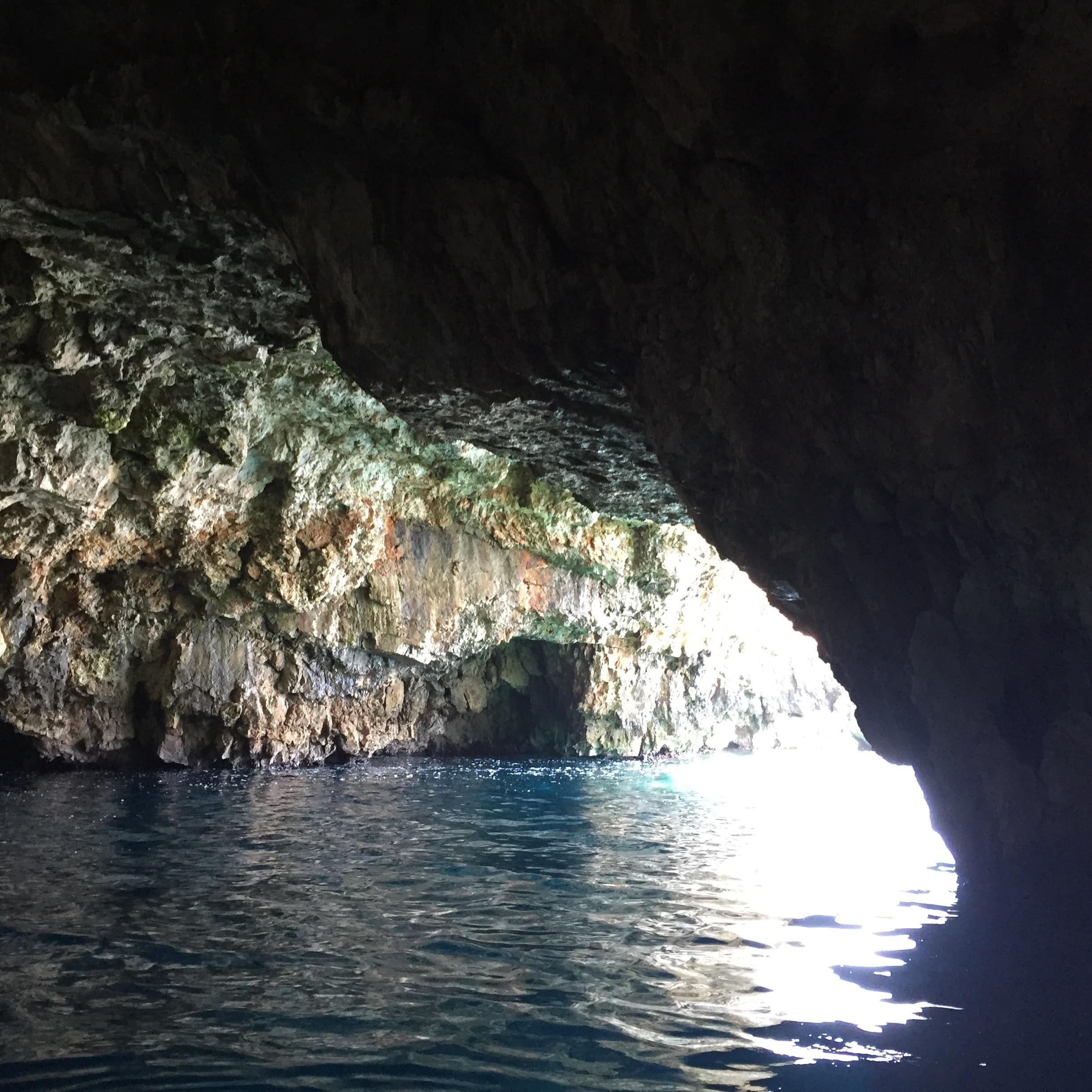 Eine Wasserhöhle