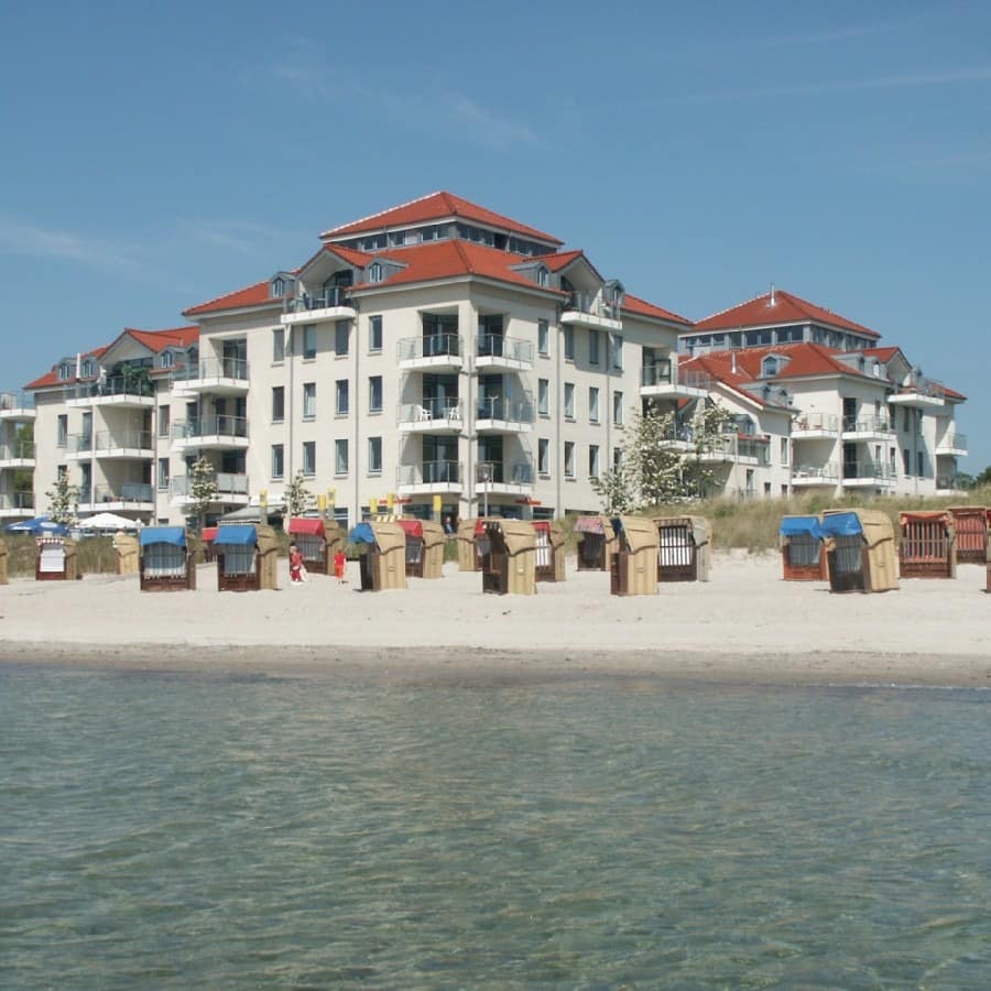 Wohnhäuser auf Fehmarn mit Ferienwohnungen direkt am Südstrand 