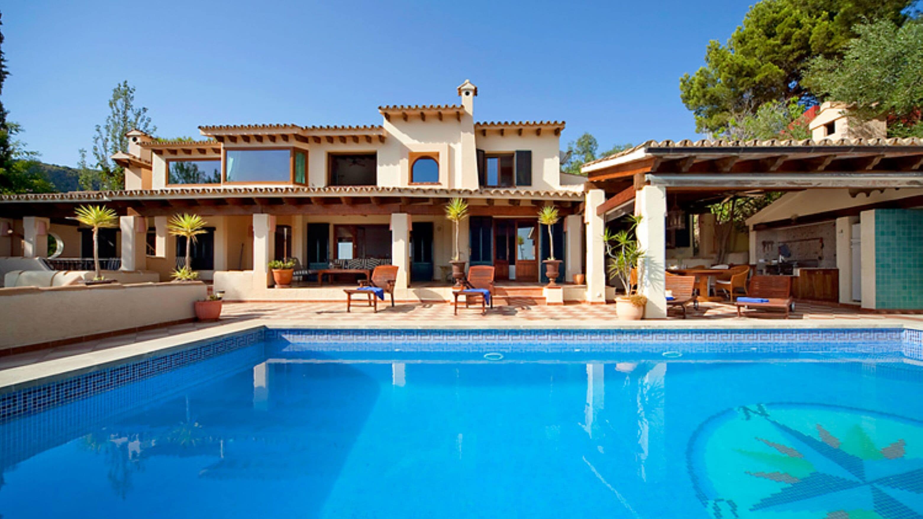 Ein Ferienhaus mit Pool in Spanien mieten