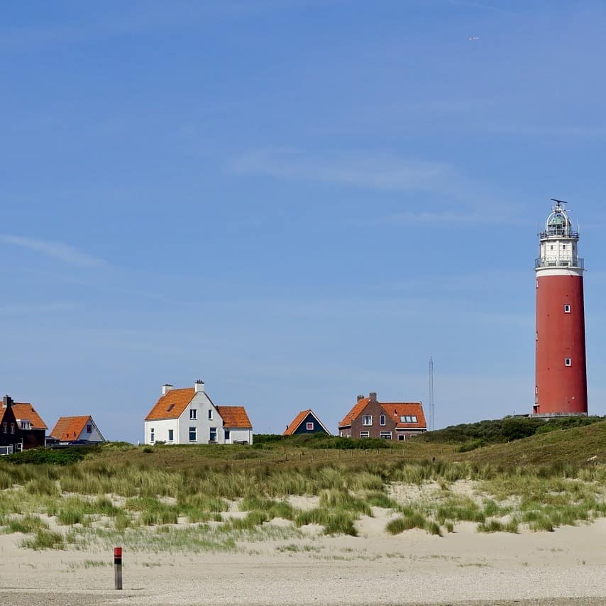 Diese Ferienwohnungen an der Nordsee mit Meerblick liegen auf der niederländischen Urlauberinsel Texel.