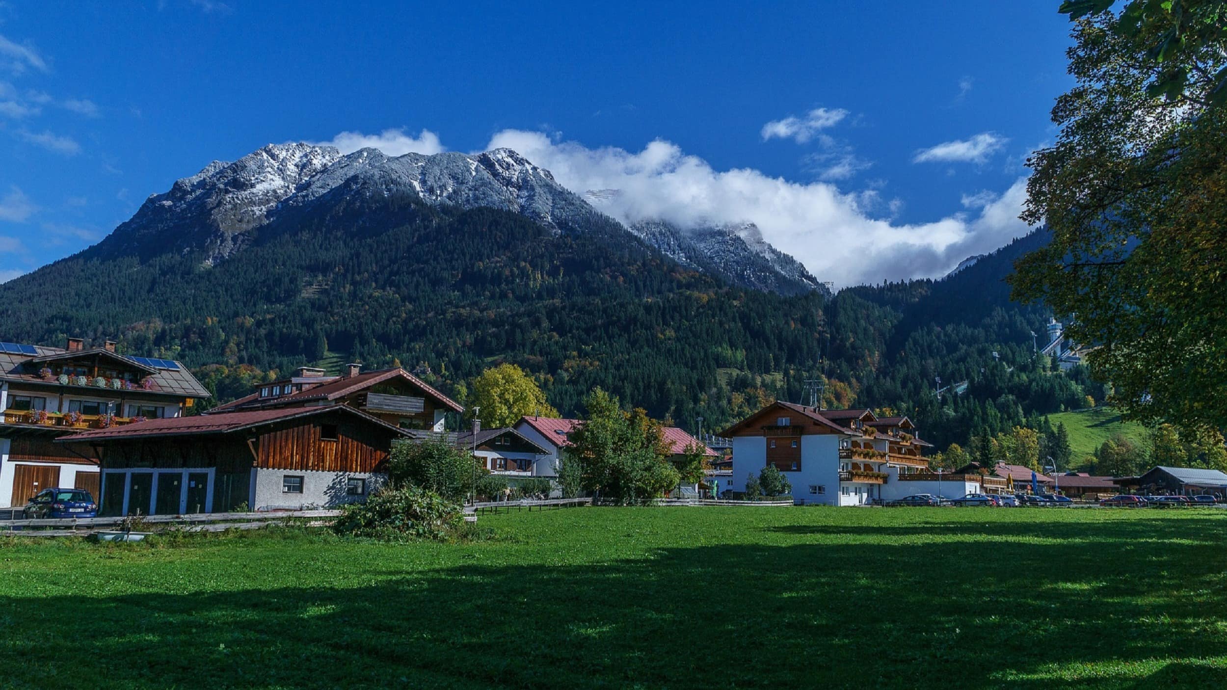 Ein Sportort mit Weltruhm: Urlaub in Oberstdorf