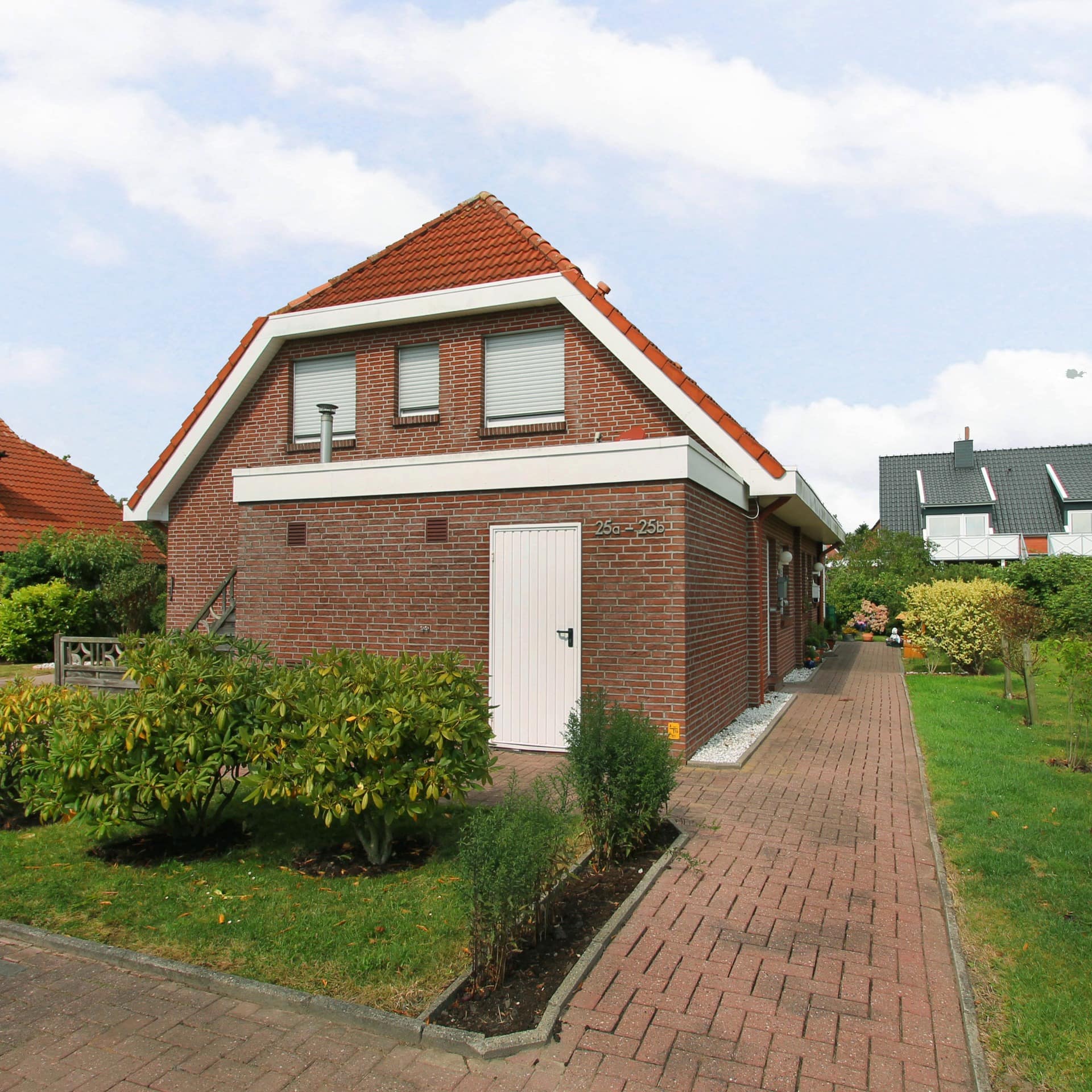 Typisch ostfriesisches Ferienhaus in Norddeich mit Garten